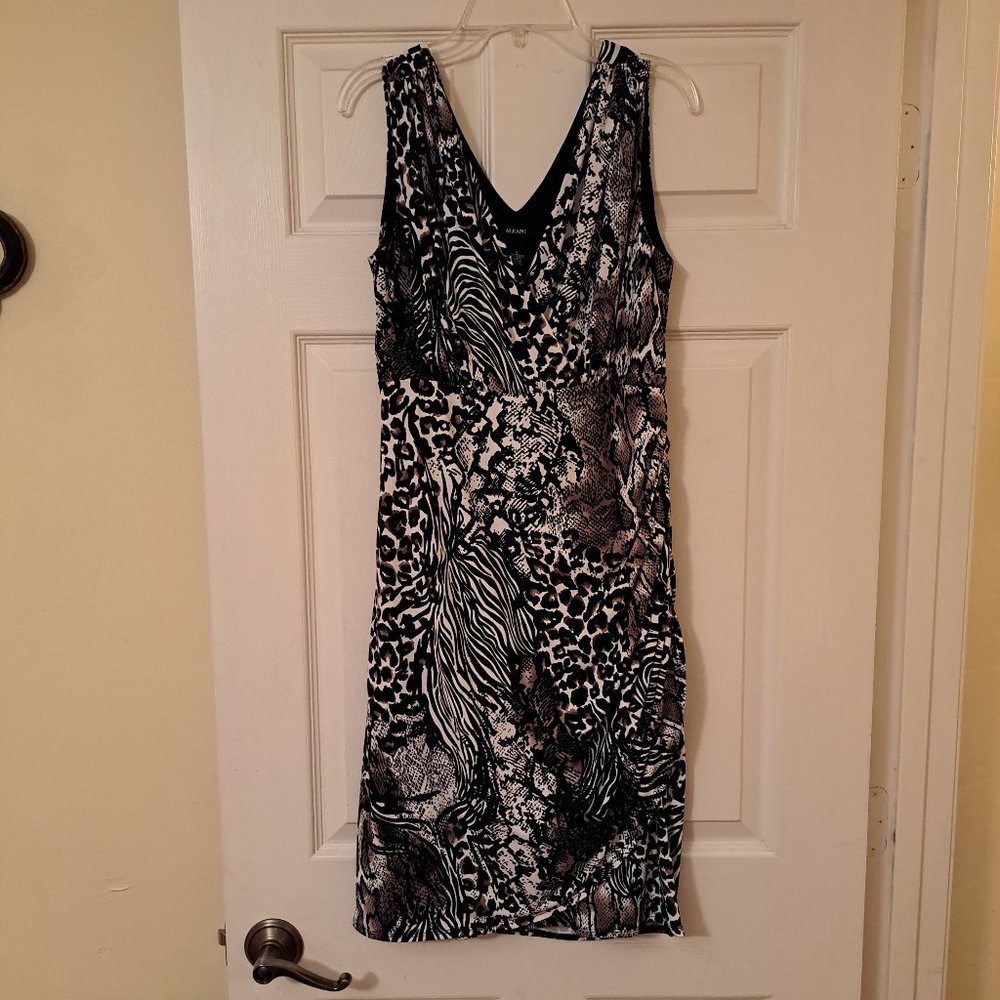 Alfani Size 8 Dress in Animal Print.